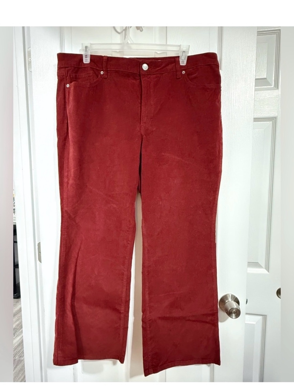 Lily Wide-Leg Corduroy Pants in Deep Red